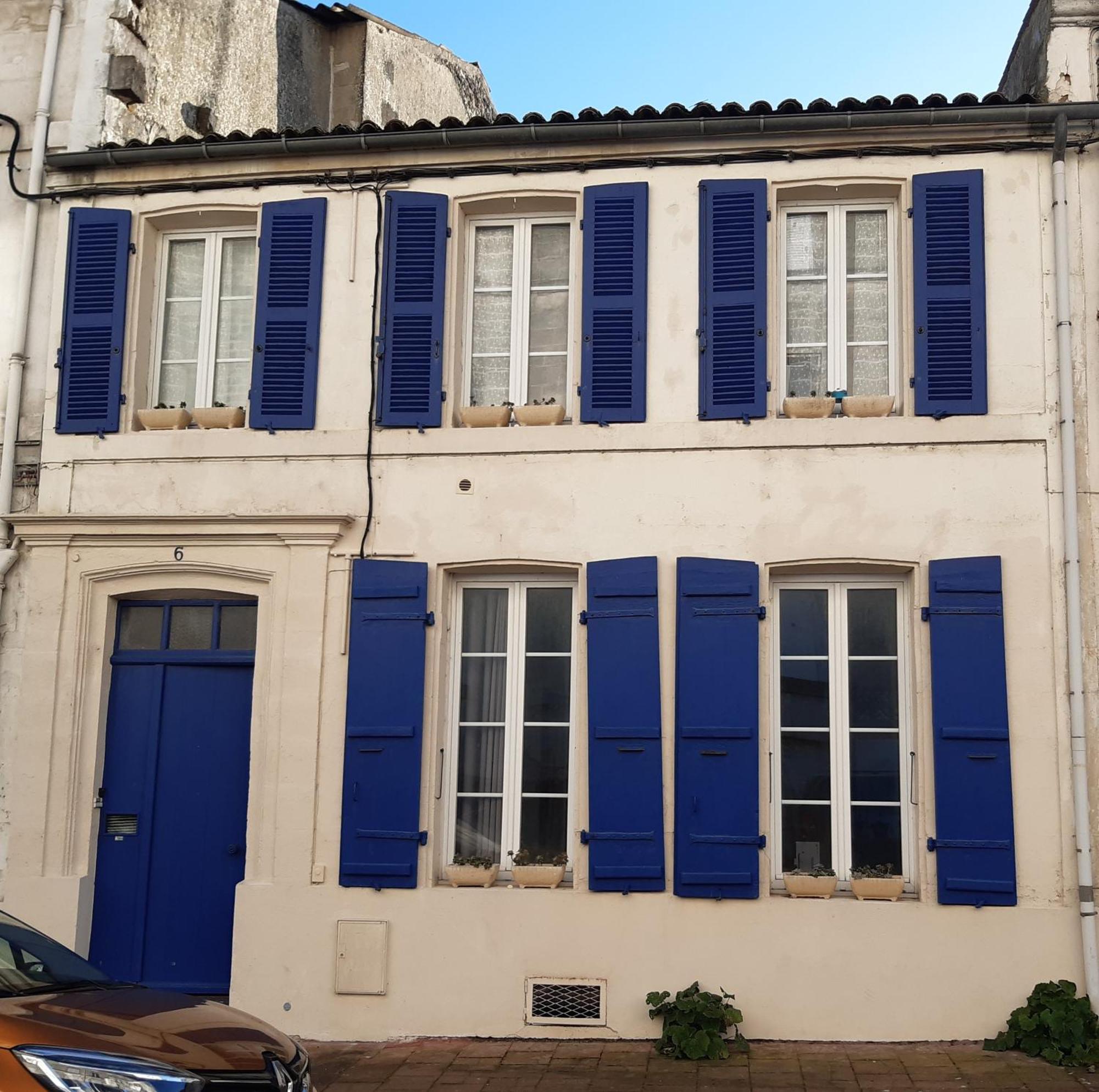 Les Volets Bleus T3 De 80 M2 Patio Privatif Daire Rochefort  Dış mekan fotoğraf